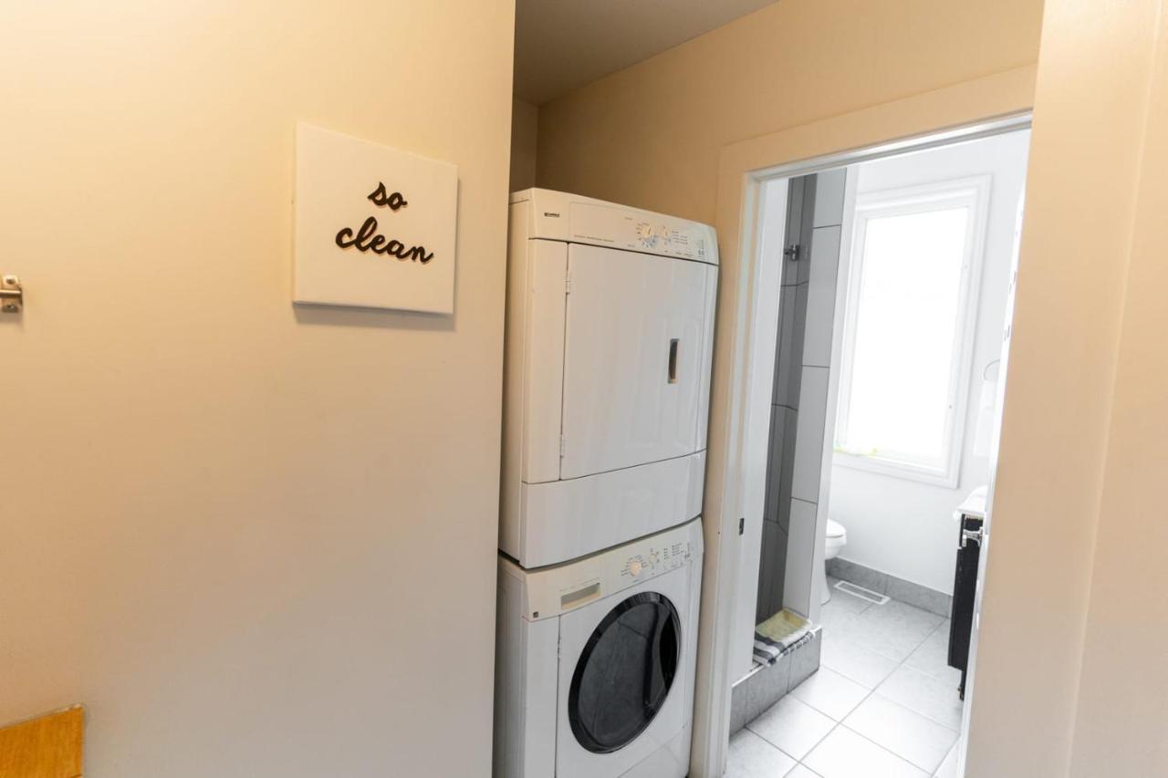 Modern 1 Bedroom Apartment With In-Suite Laundry Hamilton Luaran gambar